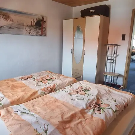 3***ferienwohnungen Neumann 펜션 *